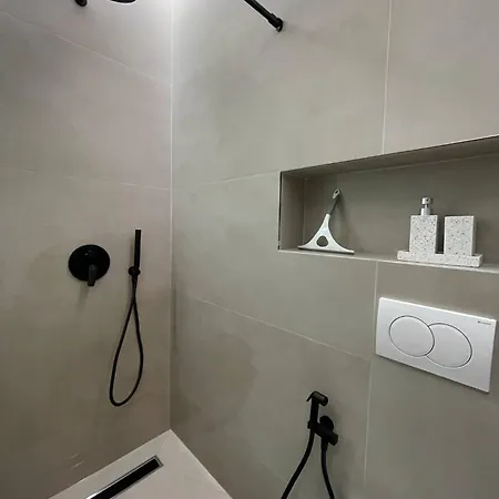 International Sea View 公寓 *