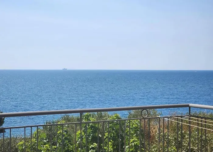 International Sea View 아파트 Sarandë