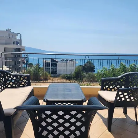 Apartment International Sea View *