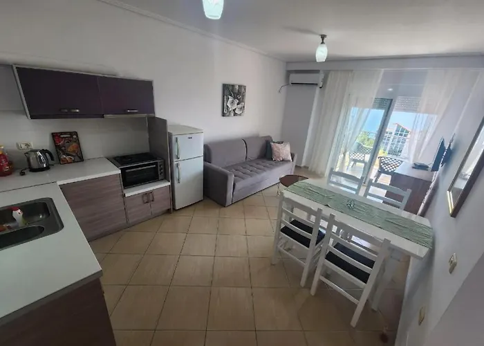 International Sea View * Saranda